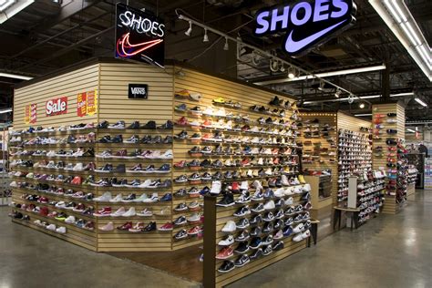 sneaker shops near me.